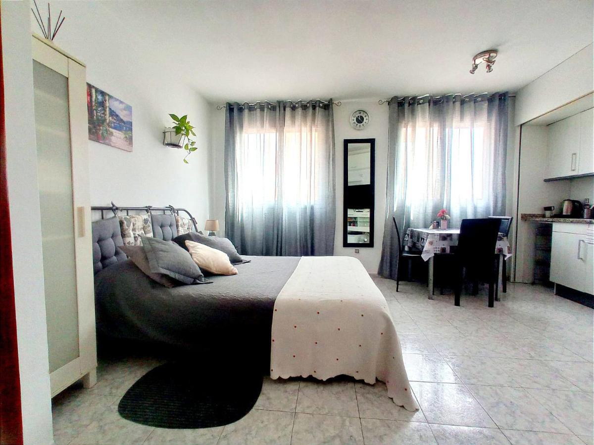 Estudio Paz Lloret de Mar Exterior photo